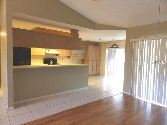 3rd image of 8806 Hargrove Dr