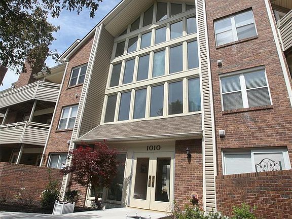 2nd image of 1010 Thoreau Ct APT 105