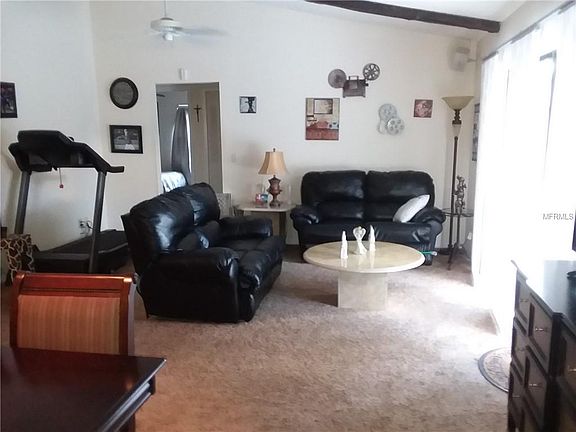 2nd image of 3159 Foxwood Dr