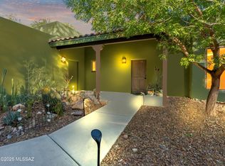 9731 E Kleindale Rd, Tucson, AZ 85749