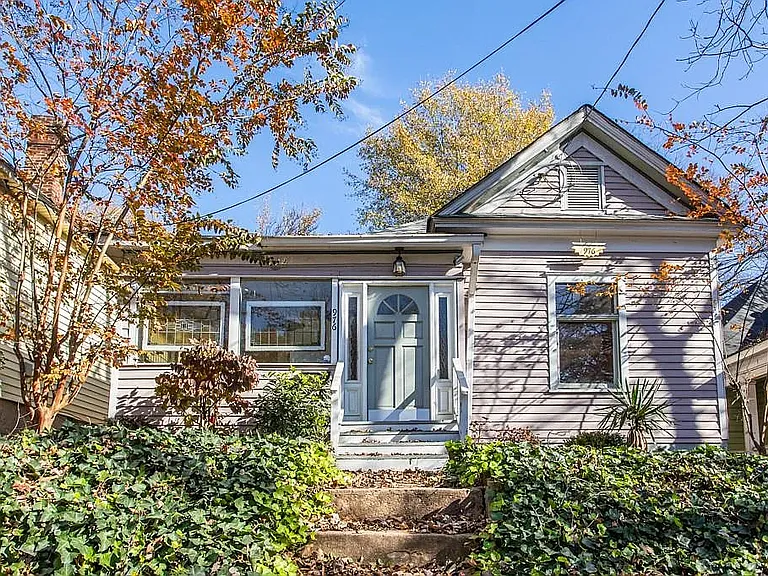 976 Boulevard SE — Photo 5