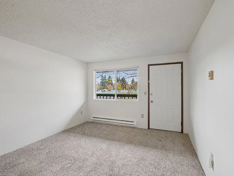 Bagley Estates- HOME SWEET HOME- UP TO 4 WEEKS FREE! — Photo 16