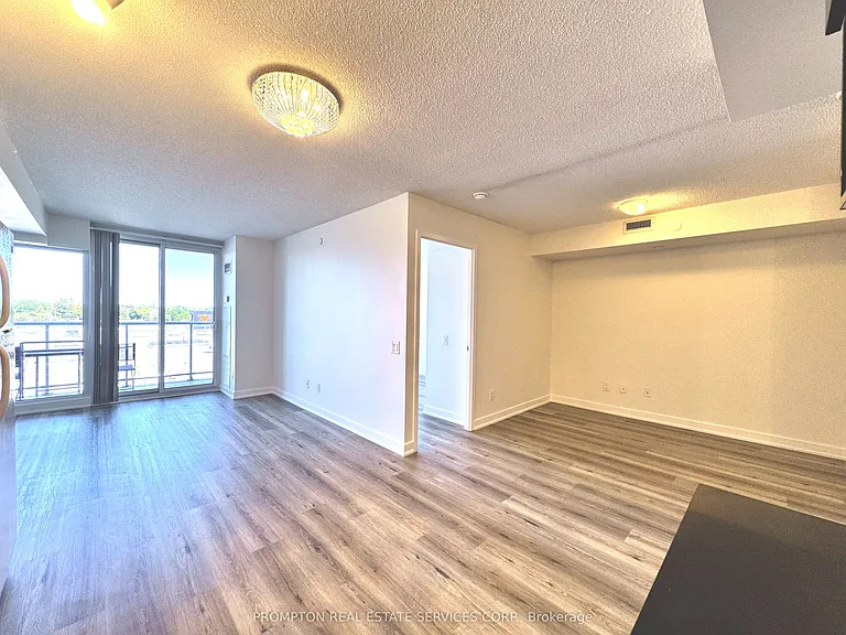 72 Esther Shiner Blvd #612 — Photo 10