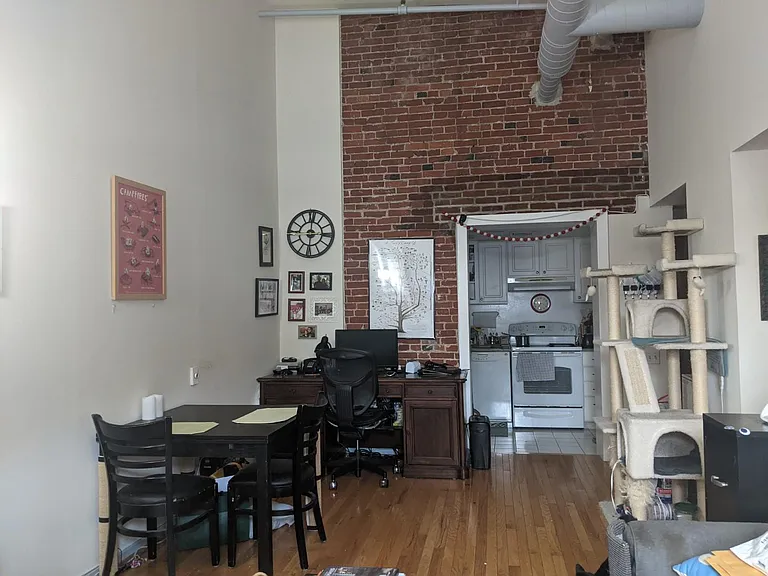 15 S Bank St #401 — Photo 1
