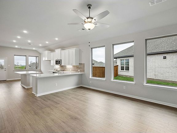 7th image of this home