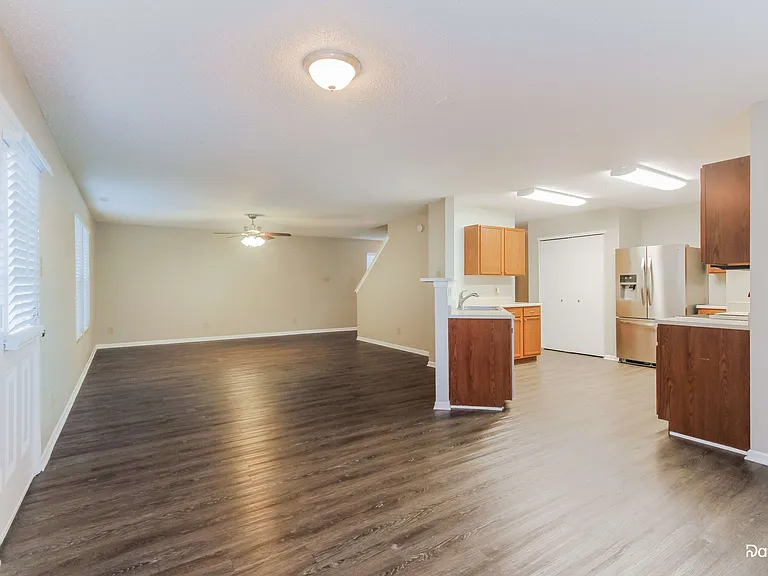 1363 White Birch Ln — Photo 4