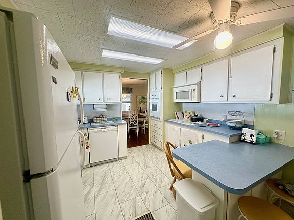 2nd image of 344 10th St