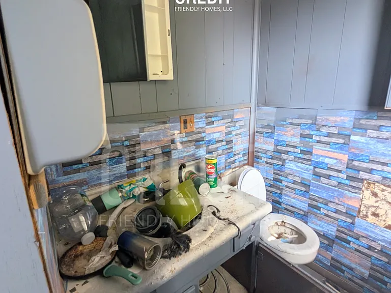 422 S Louisa St — Photo 10