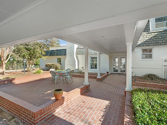 4th image of 513 Highpoint Cir