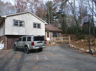 180 W Mountain Rd, Spruce Pine, NC 28777