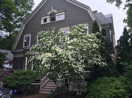 1st image of 62 Bacon St