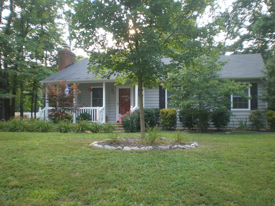 Welcome Home to 4200 Larkin Lane!  Lovely inside & out!