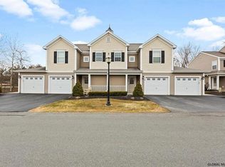 39 Governor Cir, Albany, NY 12208