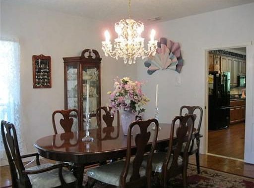 4th image of 8705 Bayou Castelle Dr