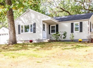 16 Irene St, Springfield, MA 01108