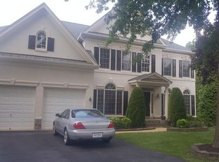 10112 Daniels Run Way, Fairfax, VA 22030