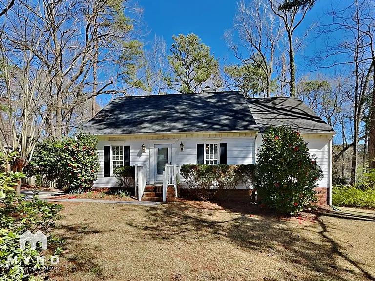 6125 Krandon Dr — Photo 1