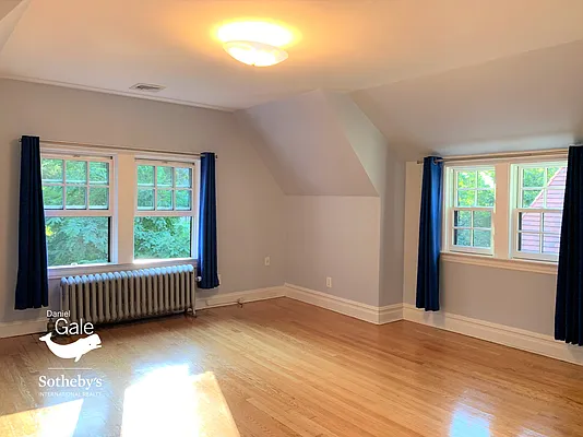 Rented by Daniel Gale Sotheby's International Realty | media 21