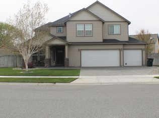 10408 Willow Way, Pasco, WA 99301