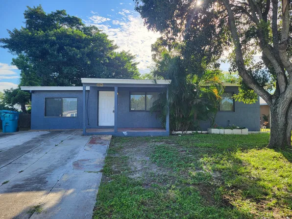 3390 Orange St, Boynton Beach, FL 33435