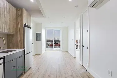 3421 Glenwood Road, #5F