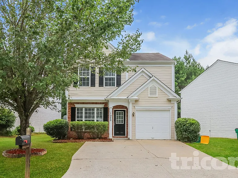 1089 Dunedin Trl — Photo 1