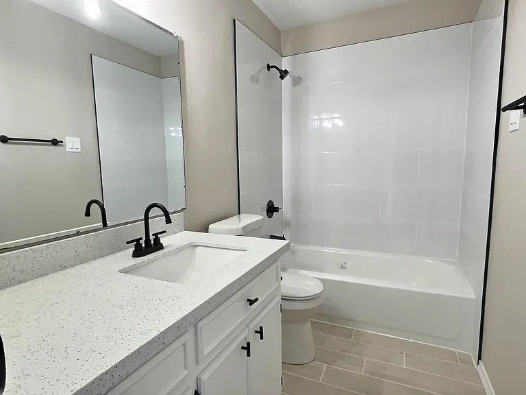1111 Wisteria Ave #3 — Photo 5
