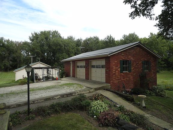 Garage & Workshop.JPG