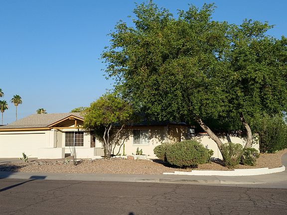 2nd image of 5600 S Palm Dr