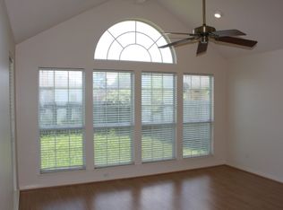 5660 Jackie Ln, Beaumont, TX 77713