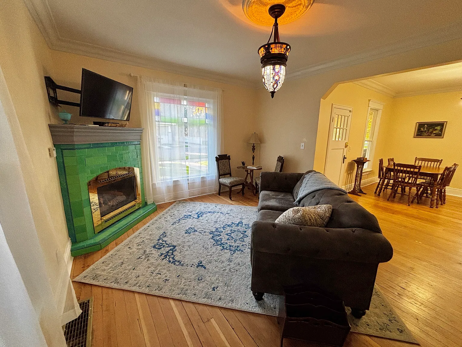 4 bed, 2.5 bath, 3128 sqft, $2,600 — Photo 2