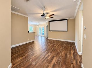362 Lake St, Umatilla, FL 32784