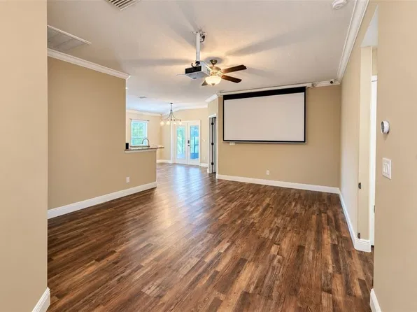 362 LAKE STREET, UMATILLA, FL 32784