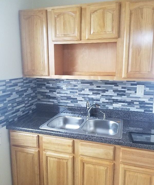 1st image of 7538 S Evans Ave Fl 2