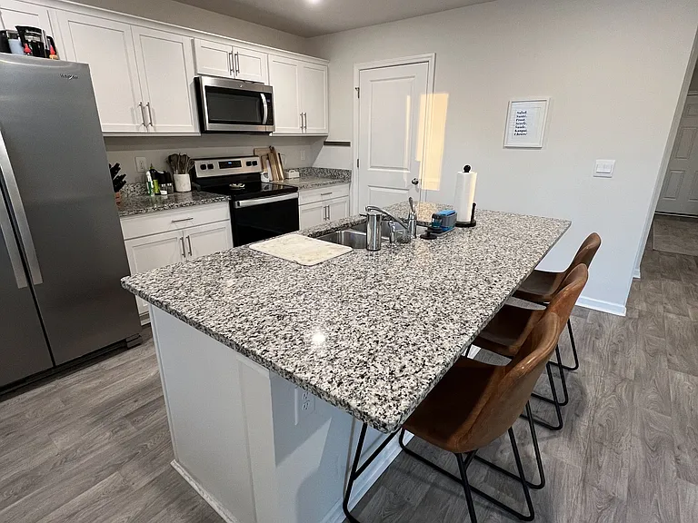 4628 Slatestone Dr — Photo 8