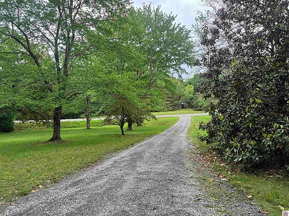 4th image of 289 Radio Rd