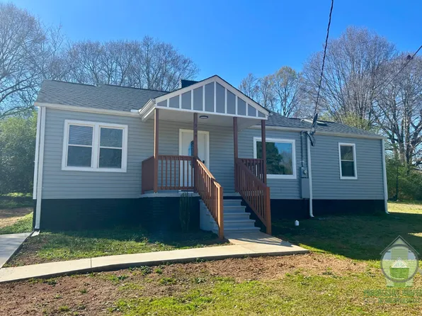 904 Staunton Bridge Rd, Greenville, SC 29611