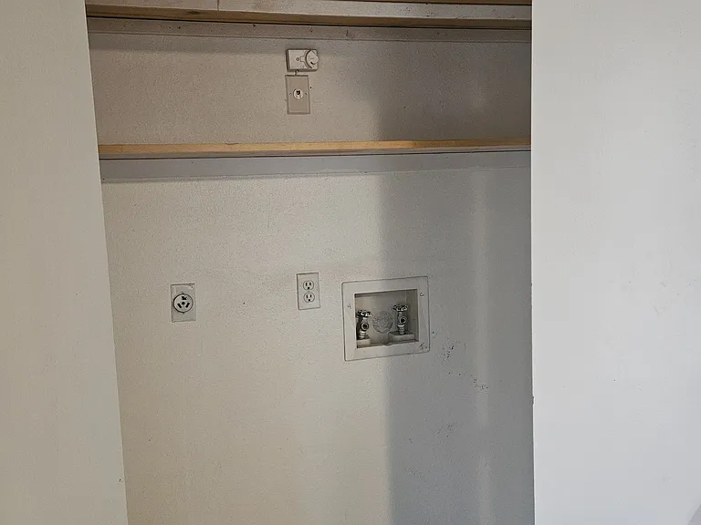 611 Lilac St #611A — Photo 1