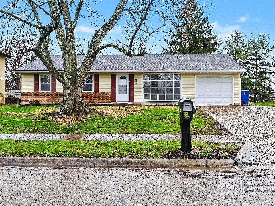 1st image of 217 Moorfield Dr