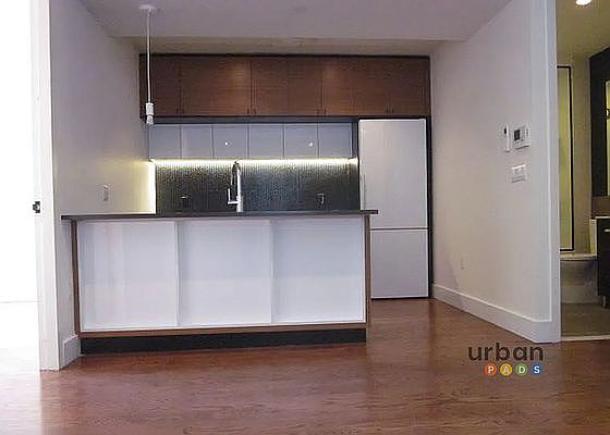 1st image of 194 Hawthorne St #4F