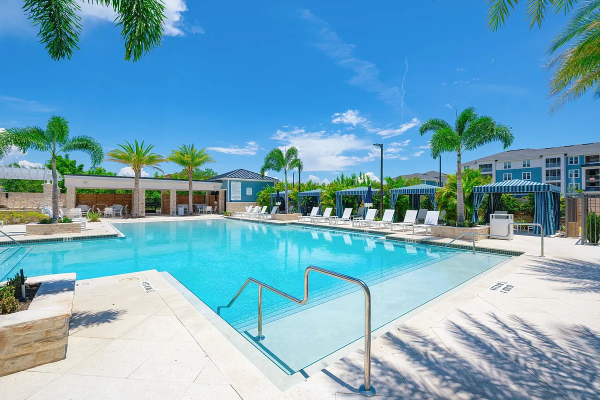 Photo 1 of 36 - Vue at Belleair - Clearwater, FL Swimming Pool - Vue at Belleair