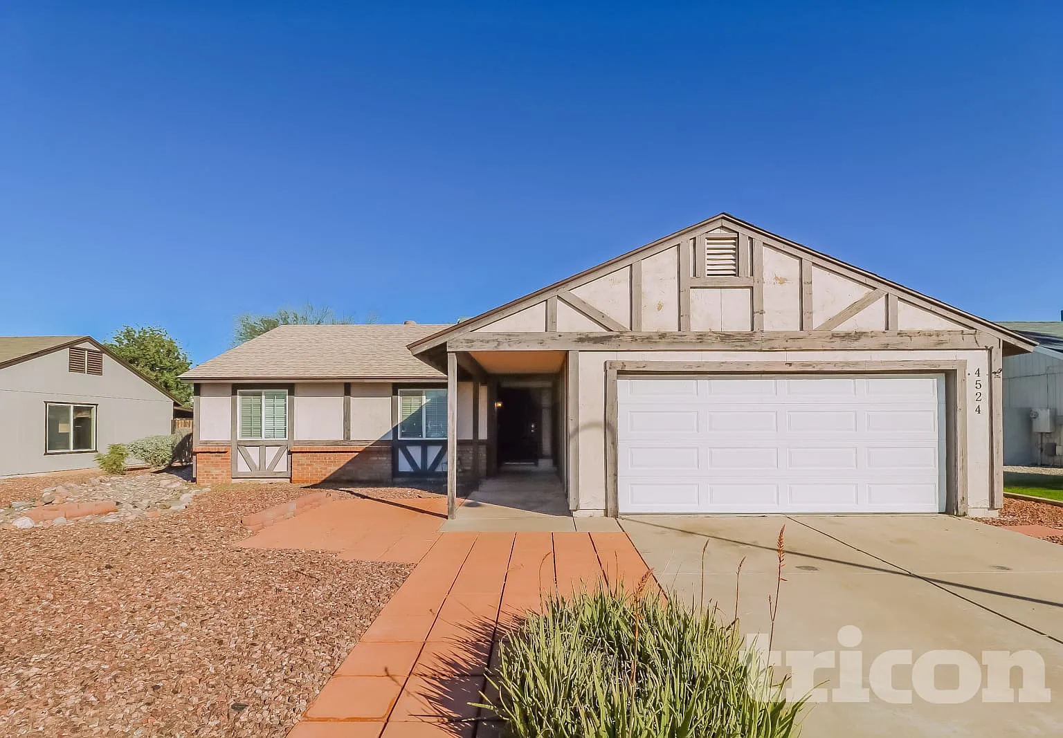4524 W Gail Drive Chandler AZ — Photo 2