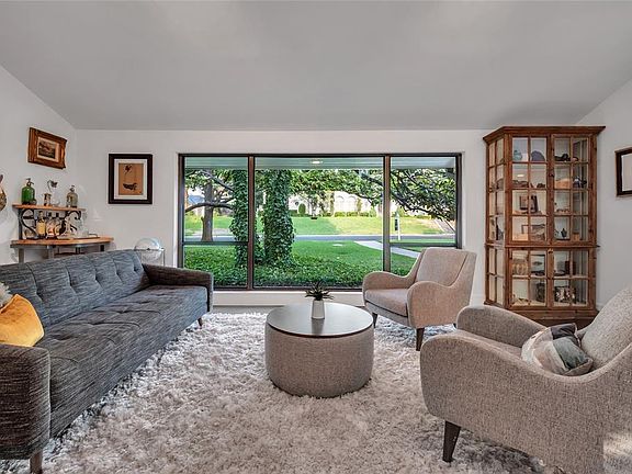 5th image of 11723 Saint Michaels Dr
