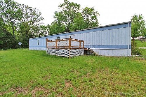 1st image of 350 Oak Leaf Ln