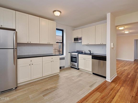 2nd image of 14411 Sanford Ave APT 5K