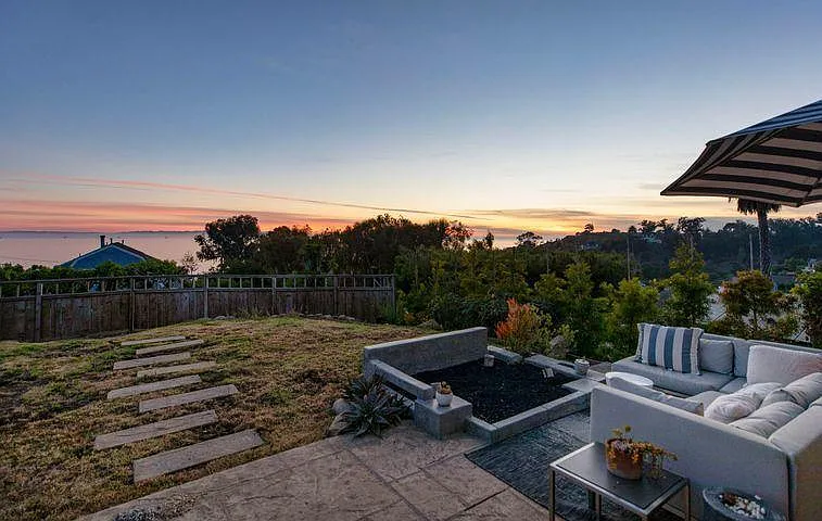 3 bed, 3.0 bath, $9,300 — Photo 2