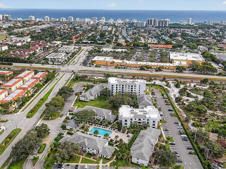Boca Villas — Photo 19