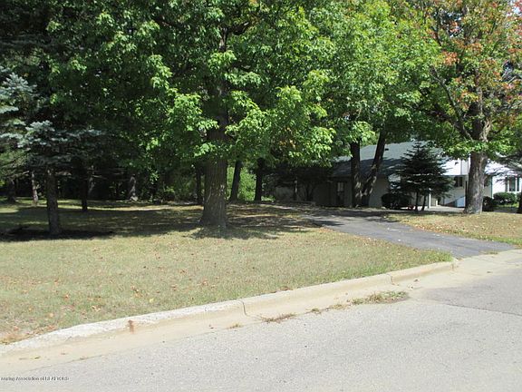 4th image of 509 E Lovett St