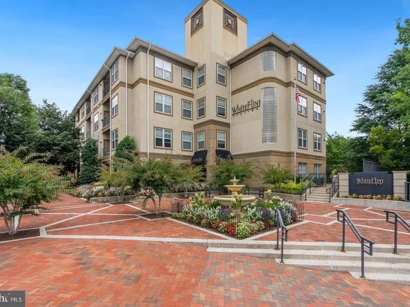 11800 Old Georgetown Rd APT 1204, North Bethesda, MD 20852