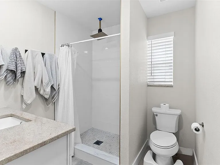 4104 W Knights Ave — Photo 19